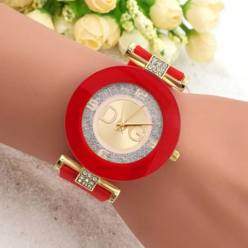 DQG Simple Ladies Quartz Watch