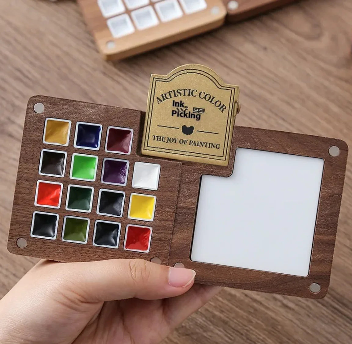 Mini Walnut Watercolour Set